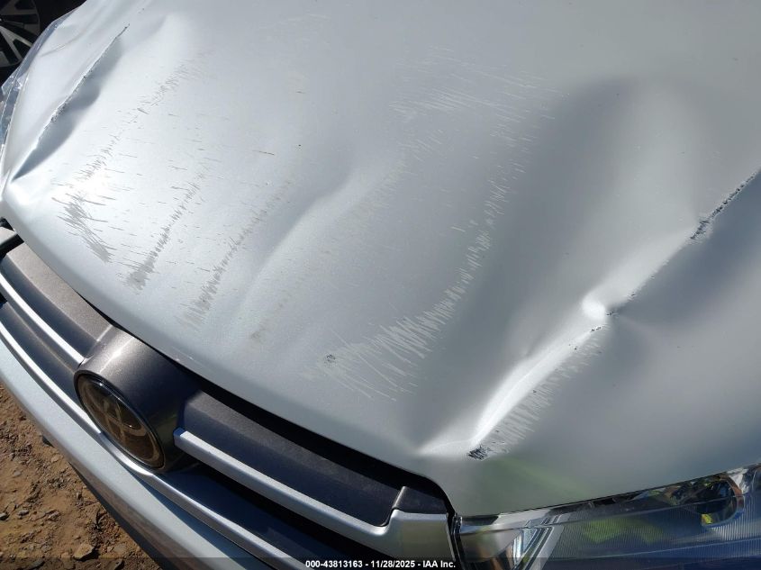 2017 Toyota Highlander Xle VIN: 5TDKZRFH4HS512546 Lot: 43813163