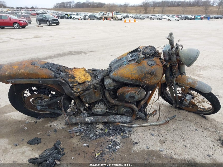 2000 Harley-Davidson Fxsts VIN: 1HD1BLY16YY044075 Lot: 43813178