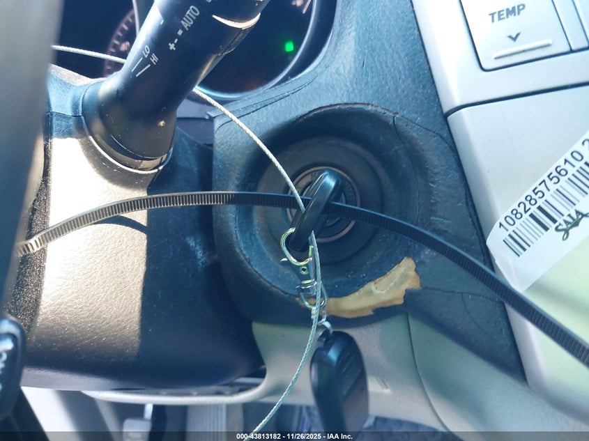 2006 Lexus Rx 400H VIN: JTJHW31U560017838 Lot: 43813182