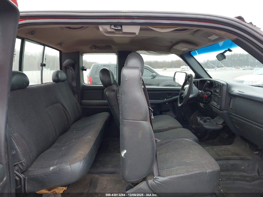 2000 Chevrolet Silverado 1500 VIN: 1GCEC19V6YE217052 Lot: 43813284