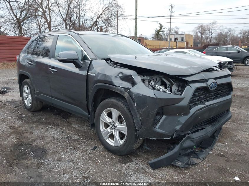 TOYOTA RAV4 HYBRID XLE