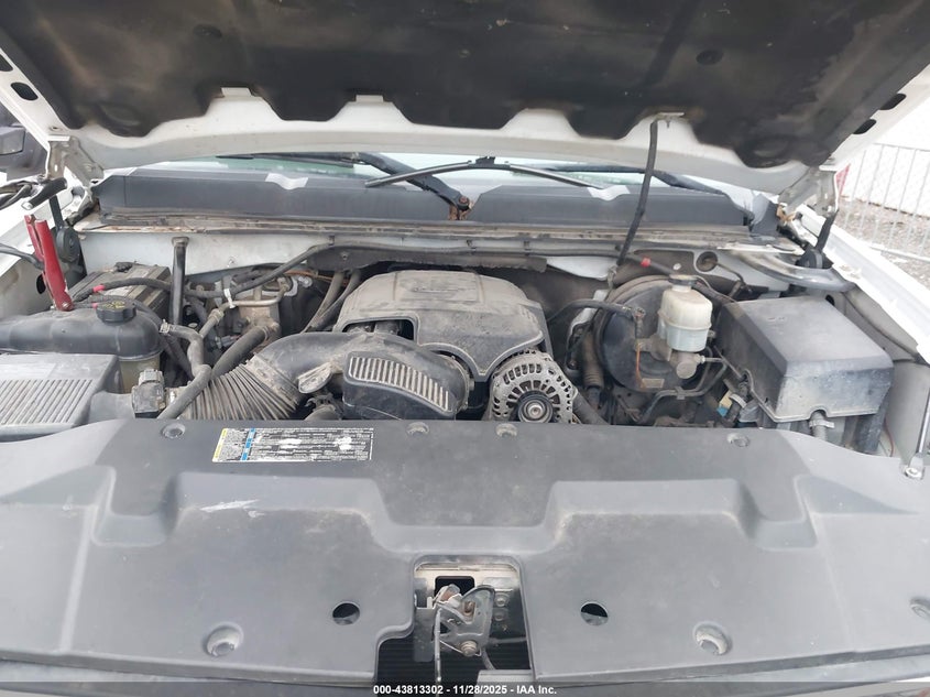 2011 Chevrolet Silverado 1500 Lt VIN: 3GCPCSE01BG190481 Lot: 43813302