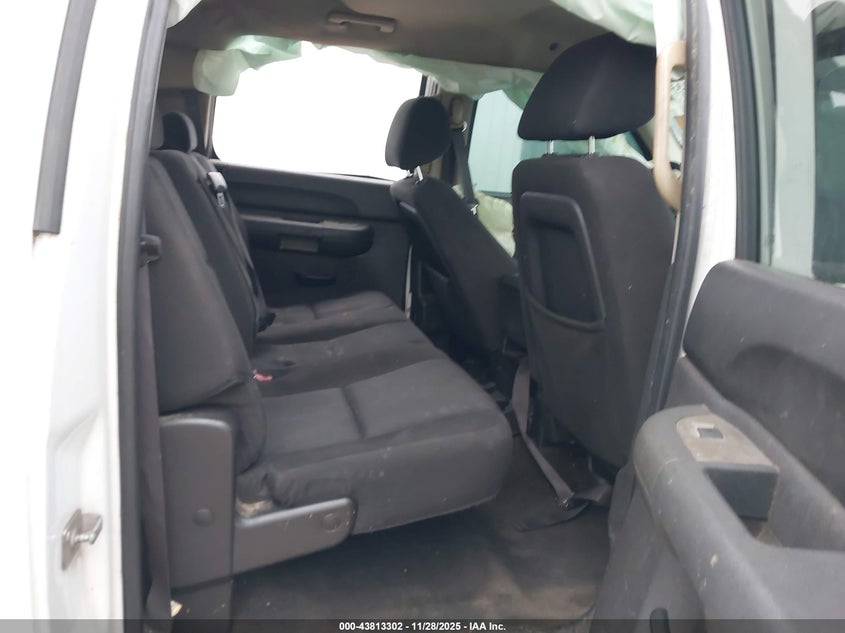 2011 Chevrolet Silverado 1500 Lt VIN: 3GCPCSE01BG190481 Lot: 43813302