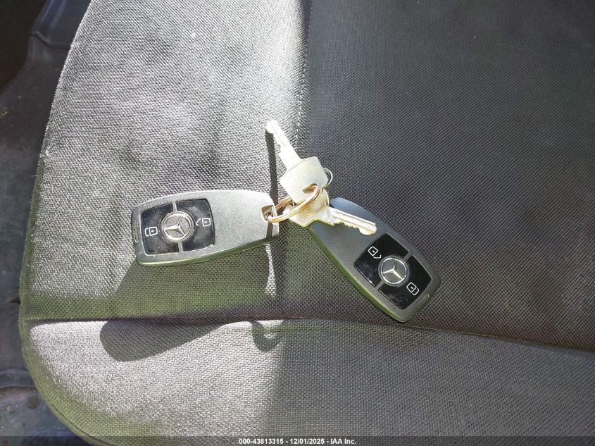 2019 Mercedes-Benz Sprinter 1500 Standard Roof I4 VIN: WD3PE7ED4KT011194 Lot: 43813315