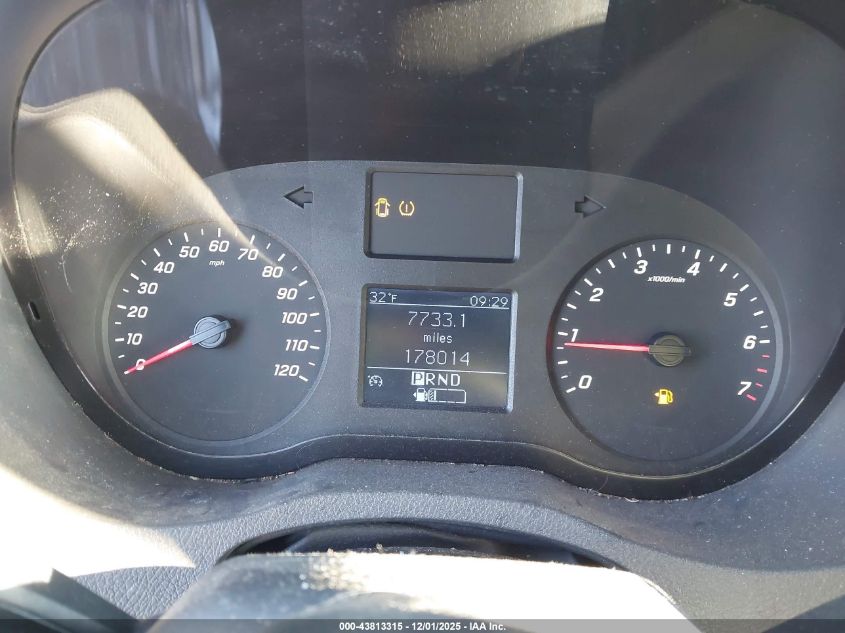 2019 Mercedes-Benz Sprinter 1500 Standard Roof I4 VIN: WD3PE7ED4KT011194 Lot: 43813315