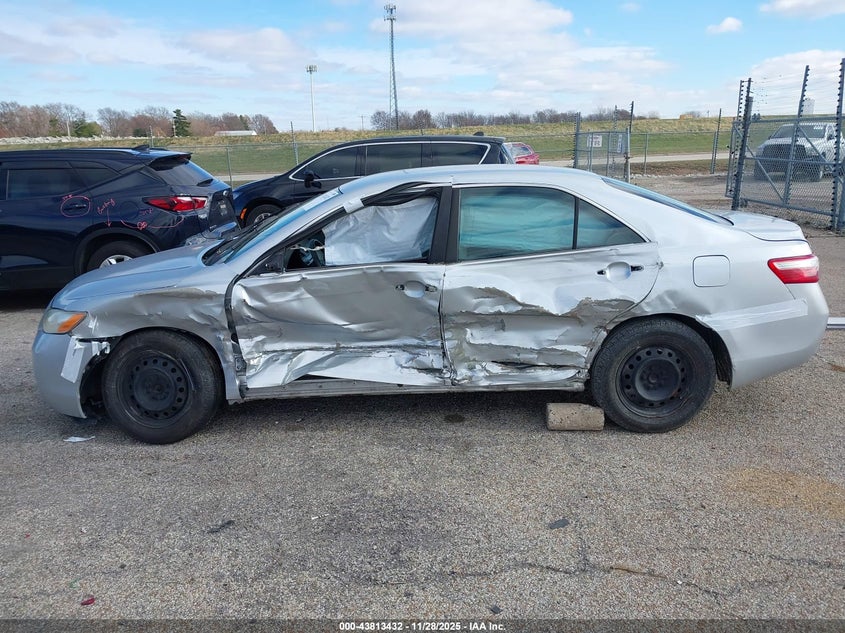 2007 Toyota Camry Le VIN: 4T1BE46KX7U145488 Lot: 43813432