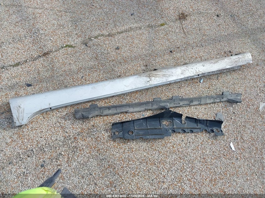 2007 Toyota Camry Le VIN: 4T1BE46KX7U145488 Lot: 43813432