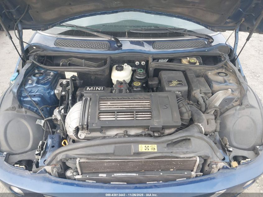 2004 Mini Cooper S VIN: WMWRE33414TD75487 Lot: 43813443