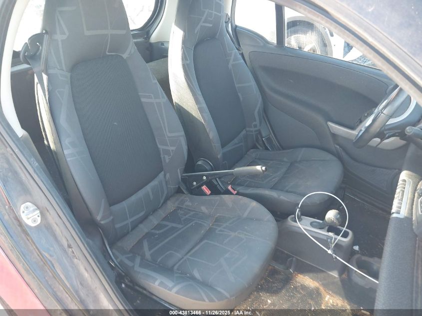 2009 Smart Fortwo Brabus/Passion/Pure VIN: WMEEJ31X79K268613 Lot: 43813466