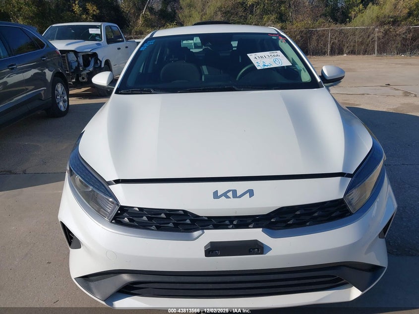 3KPF24AD0PE646654 2023 KIA FORTE photo no. 12