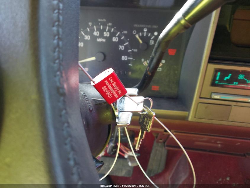 1992 Chevrolet Gmt-400 C1500 VIN: 2GCEC19H6N1169835 Lot: 43813580