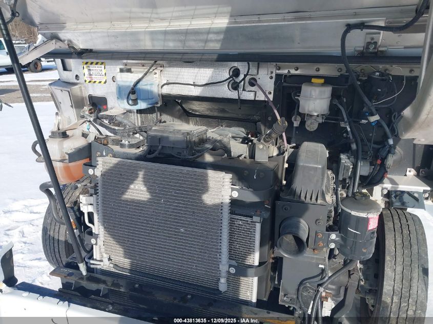 2022 Ford F-59 Commercial Stripped VIN: 1F65F5KN0N0A20219 Lot: 43813635