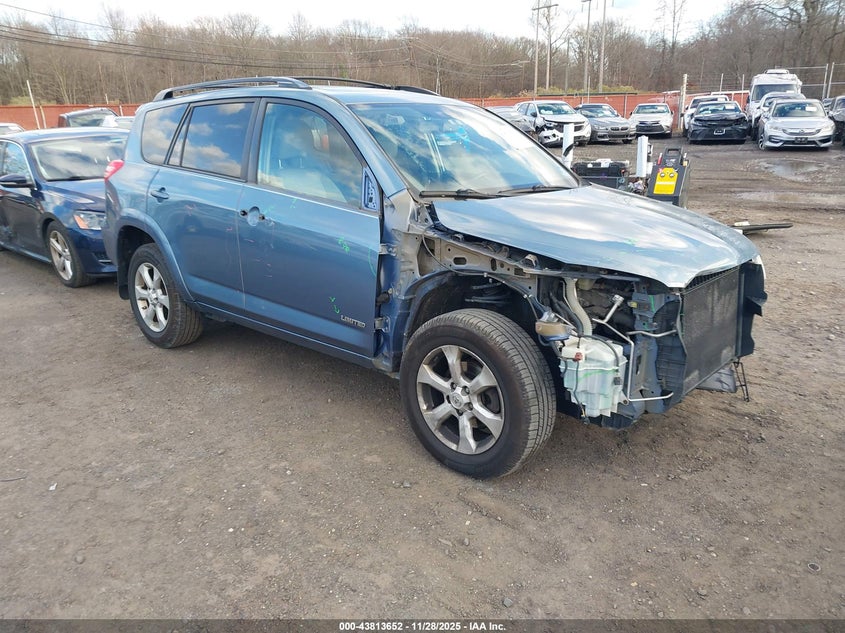 TOYOTA RAV4 LIMITED V6