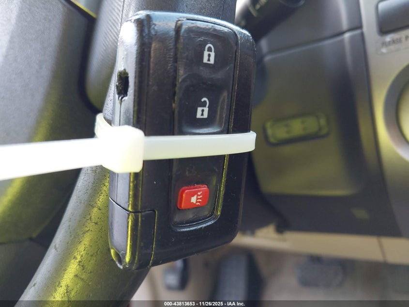 2005 Toyota Prius VIN: JTDKB20U453009288 Lot: 43813653