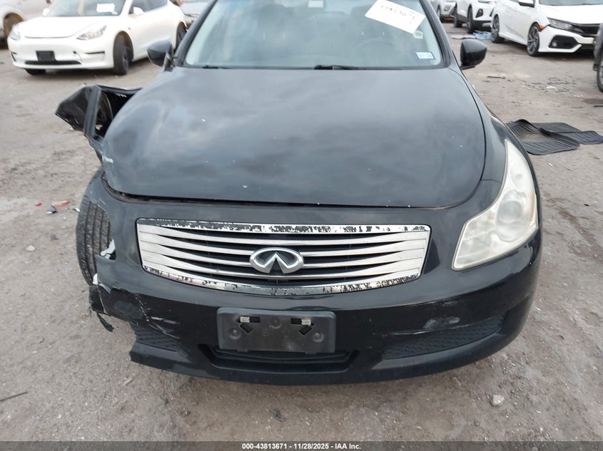 2009 Infiniti G37 Journey VIN: JNKCV61EX9M011121 Lot: 43813671
