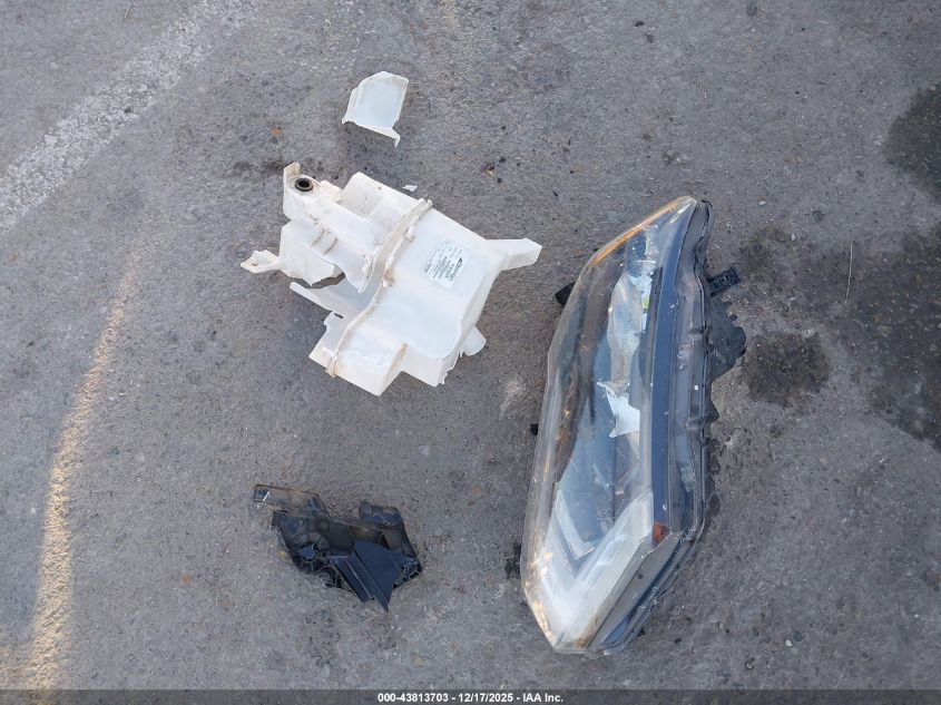 2018 Nissan Rogue Sl VIN: 5N1AT2MT4JC737869 Lot: 43813703