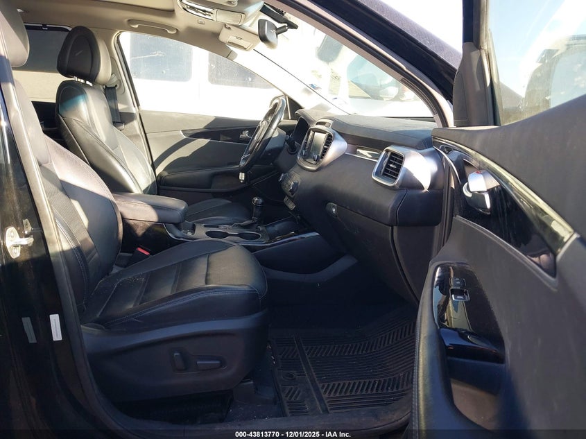 5XYPKDA56GG028867 2016 KIA SORENTO photo no. 5