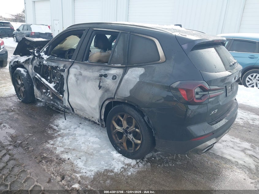 5UX53DP03N9J50468 2022 BMW X3 photo no. 3