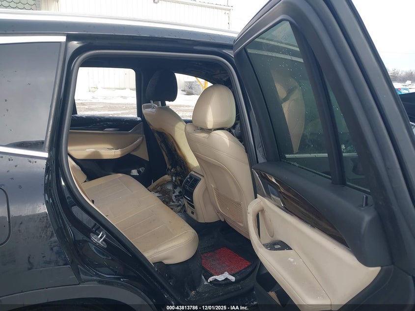 5UX53DP03N9J50468 2022 BMW X3 photo no. 8