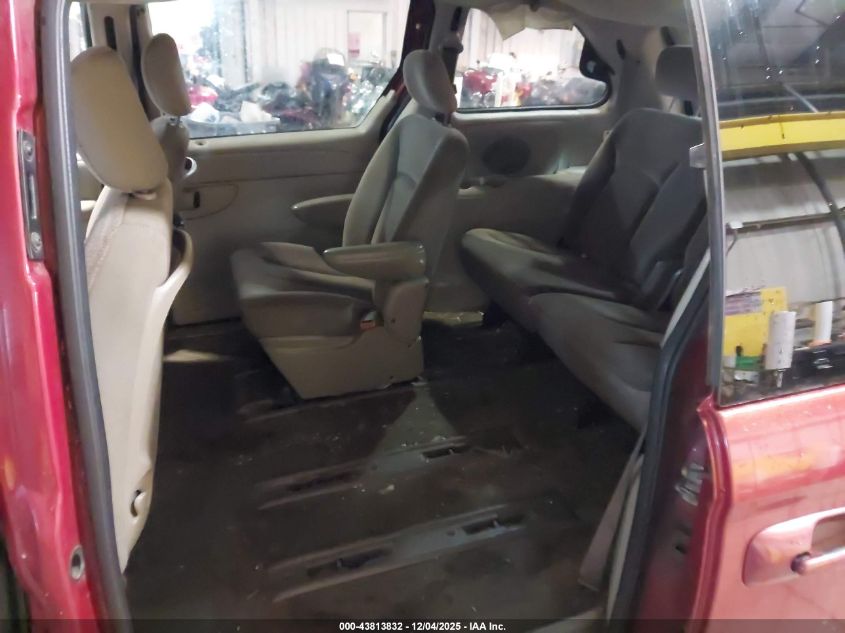 2006 Chrysler Town & Country VIN: 1A4GP45R16B662671 Lot: 43813832