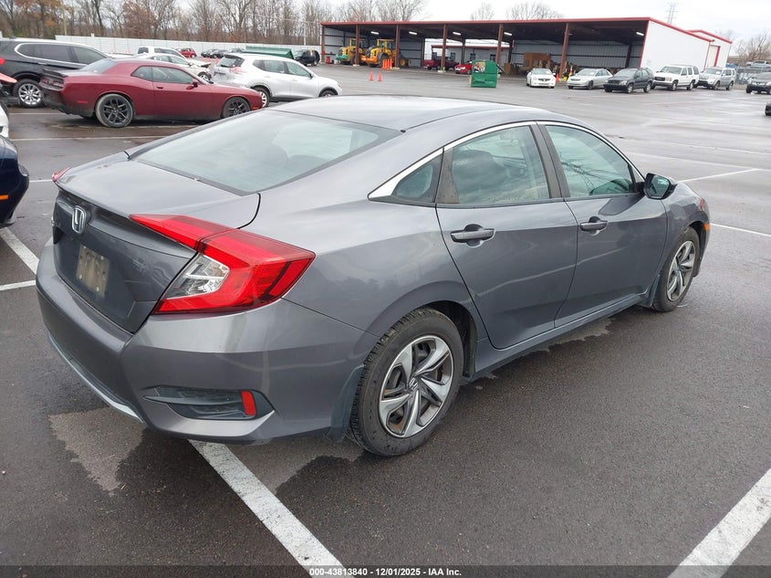 19XFC2F61KE031017 2019 HONDA CIVIC photo no. 4