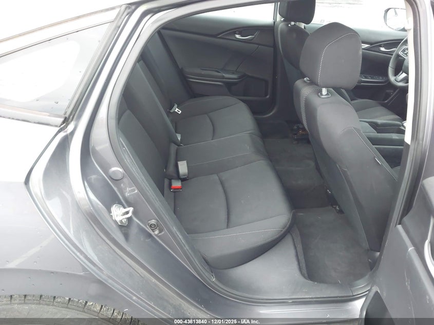 19XFC2F61KE031017 2019 HONDA CIVIC photo no. 8