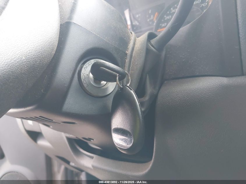 2005 GMC Canyon Sle VIN: 1GTDS136858158600 Lot: 43813892