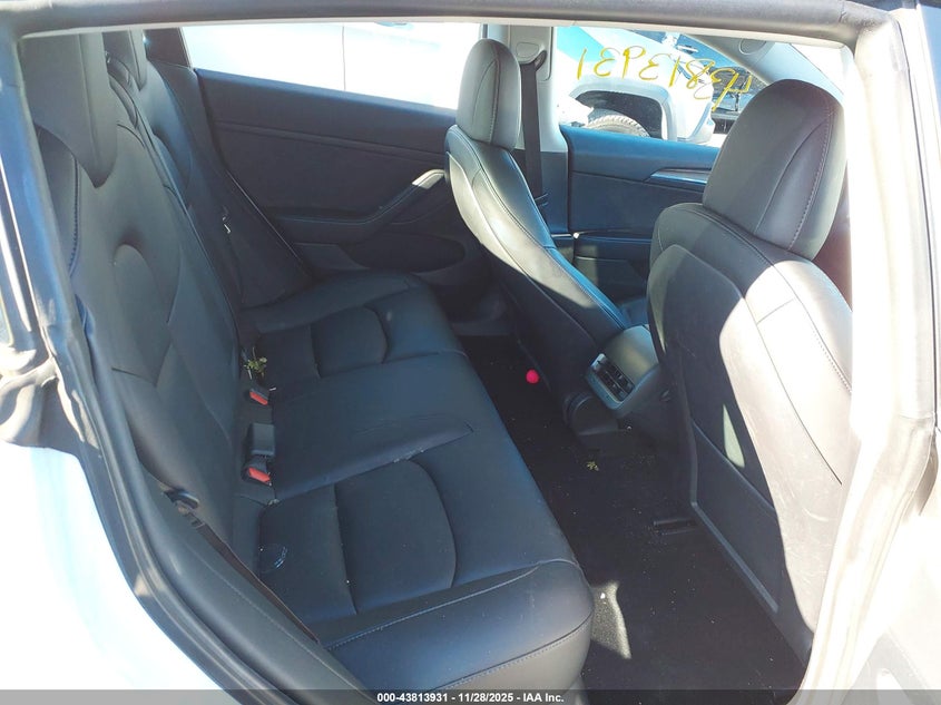 2021 Tesla Model 3 Long Range Dual Motor All-Wheel Drive VIN: 5YJ3E1EB4MF037087 Lot: 43813931