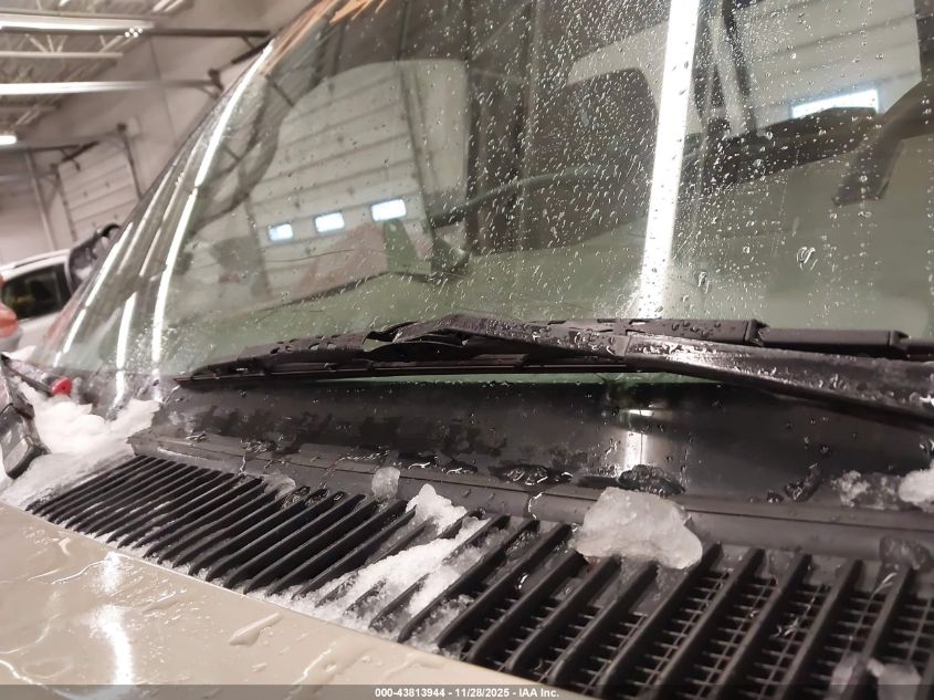 2005 Toyota Tundra Base V8 VIN: 5TBKT42125S467494 Lot: 43813944