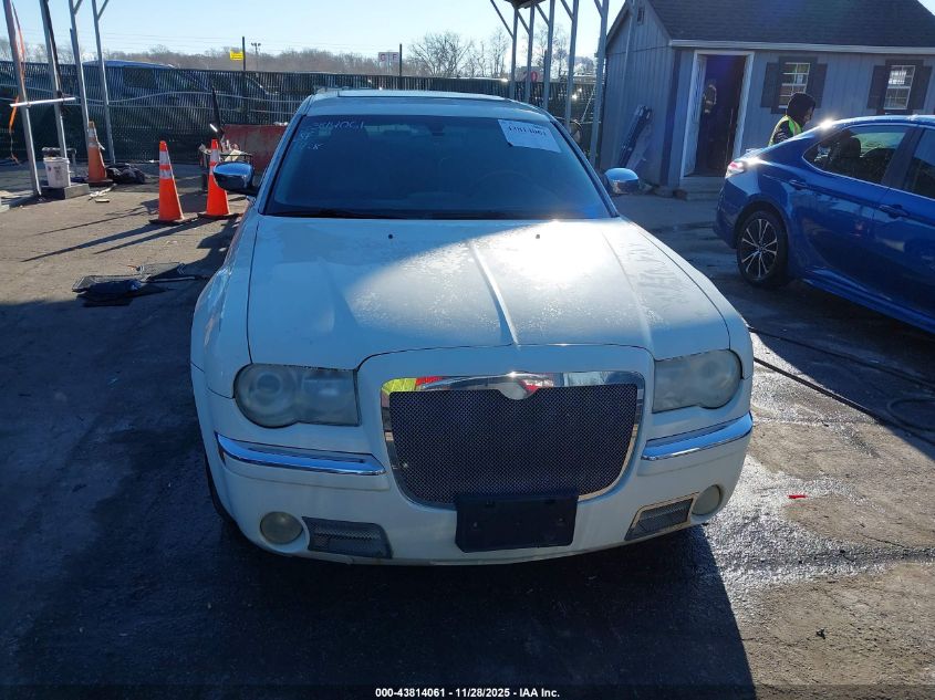 2005 Chrysler 300C VIN: 2C3JK63H25H639264 Lot: 43814061