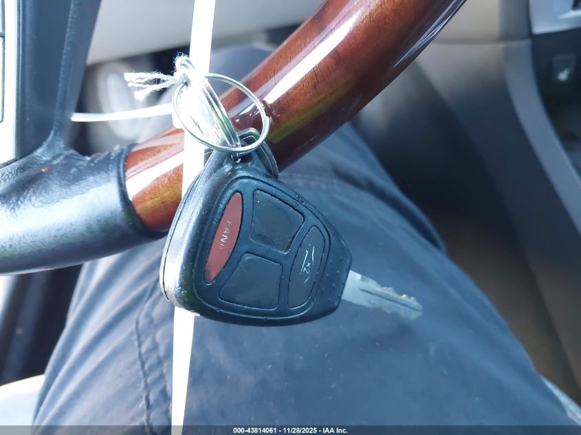 2005 Chrysler 300C VIN: 2C3JK63H25H639264 Lot: 43814061