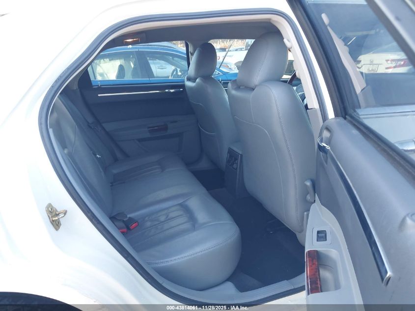 2005 Chrysler 300C VIN: 2C3JK63H25H639264 Lot: 43814061