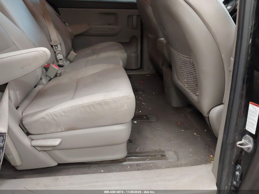 2016 Kia Sedona Lx VIN: KNDMB5C16G6118915 Lot: 43814074