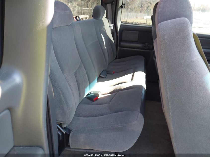 2004 Chevrolet Silverado 1500 Z71 VIN: 1GCEK19T74E282519 Lot: 43814100