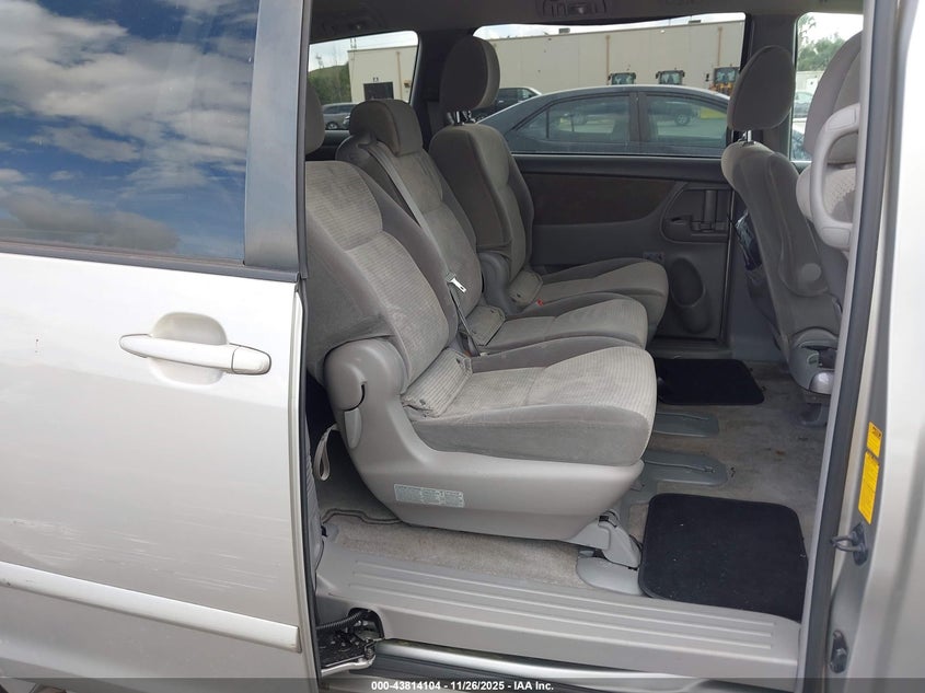 2009 Toyota Sienna Le VIN: 5TDZK23C69S255930 Lot: 43814104