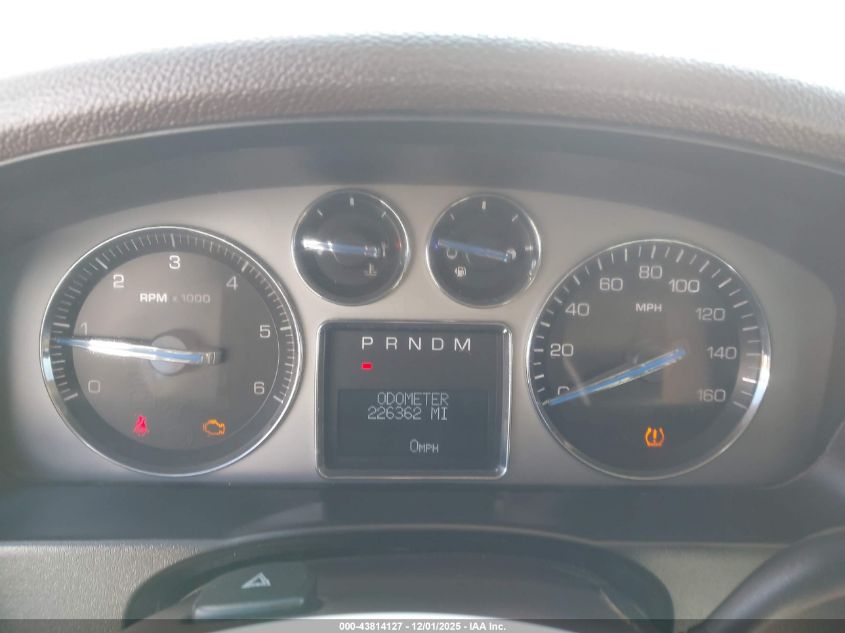 2007 Cadillac Escalade Standard VIN: 1GYFK63827R275913 Lot: 43814127