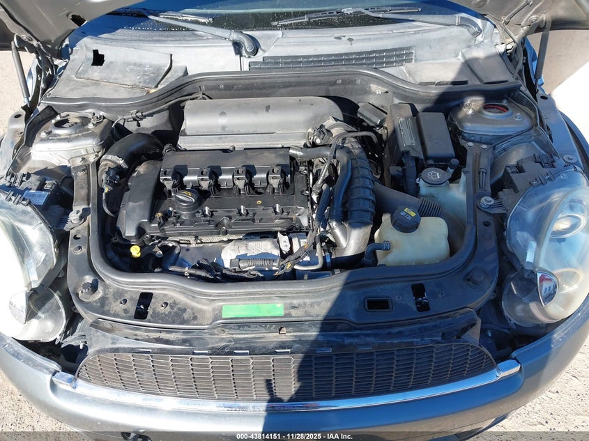 2008 Mini Cooper S Clubman VIN: WMWMM33518TP87059 Lot: 43814151