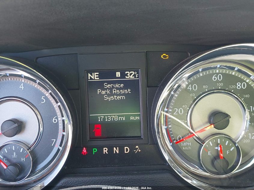 2016 Chrysler Town & Country Touring-L Anniversary Edition VIN: 2C4RC1CG3GR221833 Lot: 43814170