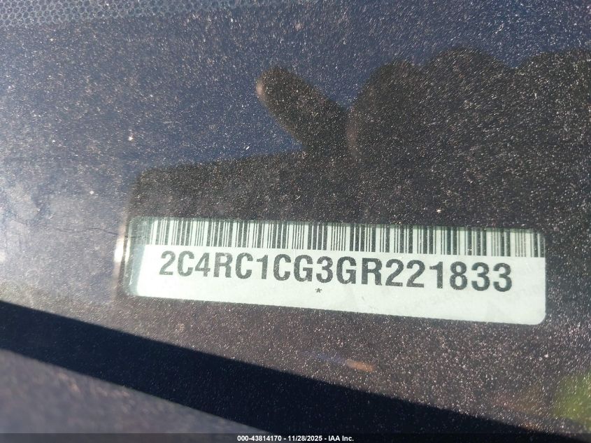 2016 Chrysler Town & Country Touring-L Anniversary Edition VIN: 2C4RC1CG3GR221833 Lot: 43814170