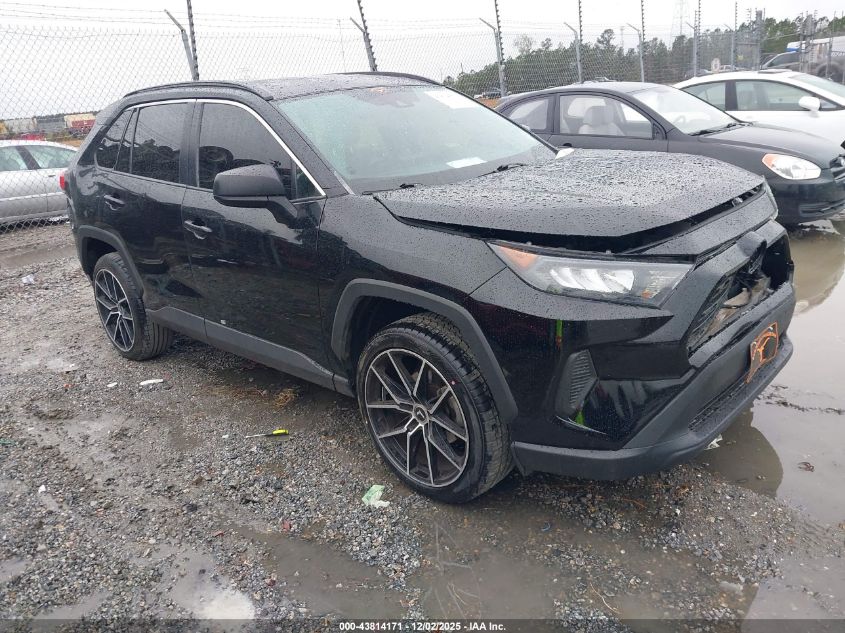 TOYOTA RAV4 LE