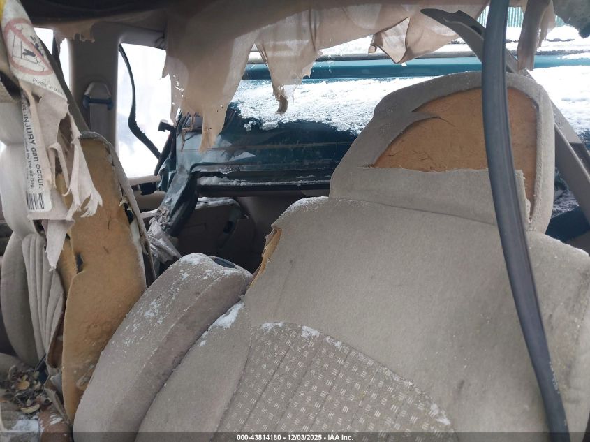 1998 Chevrolet S-10 Ls Fleetside VIN: 1GCCS19X2W8117294 Lot: 43814180