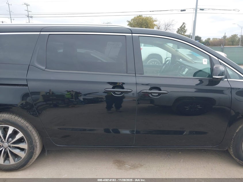 2018 Kia Sedona Sx VIN: KNDMC5C11J6389921 Lot: 43814183