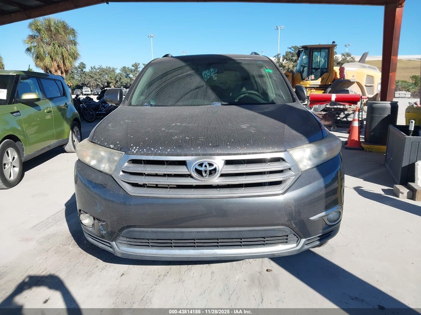 2011 Toyota Highlander Limited V6 VIN: 5TDYK3EH2BS038603 Lot: 43814186