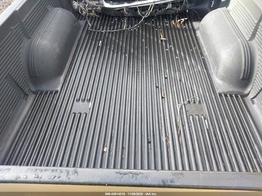 2001 Toyota Tacoma Prerunner VIN: 5TENM92N51Z725747 Lot: 43814216