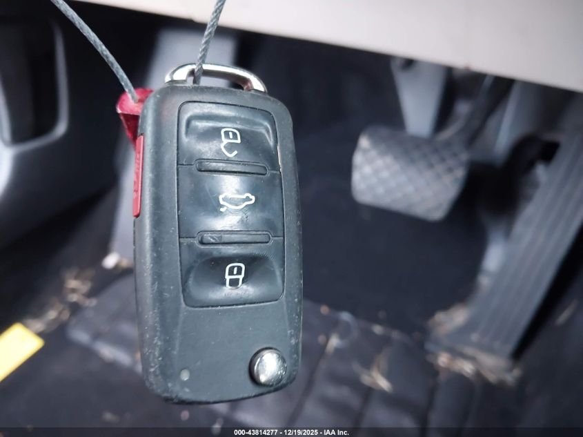 2017 Volkswagen Jetta 1.4T Se VIN: 3VWDB7AJ1HM353784 Lot: 43814277