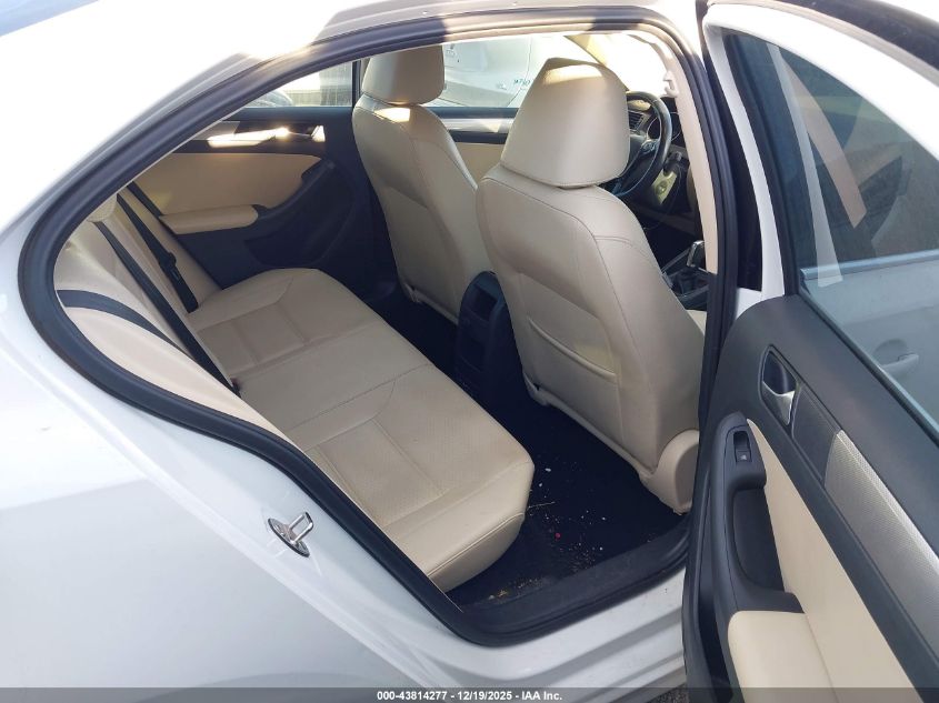 2017 Volkswagen Jetta 1.4T Se VIN: 3VWDB7AJ1HM353784 Lot: 43814277