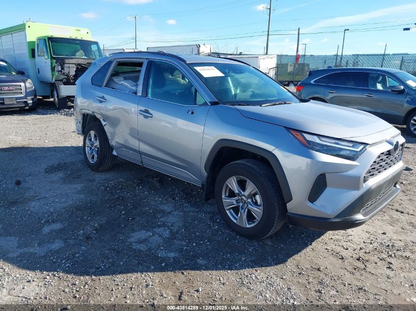 TOYOTA RAV4 XLE