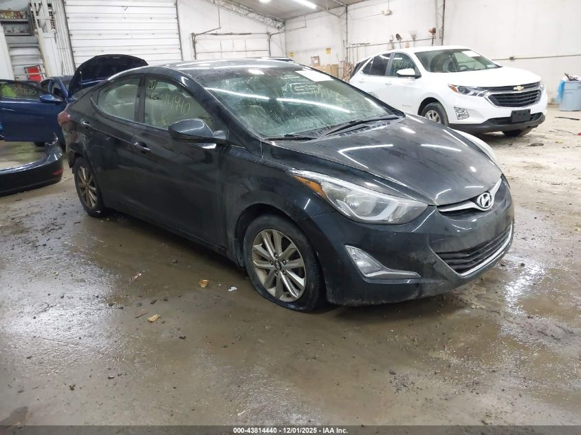 HYUNDAI ELANTRA SE