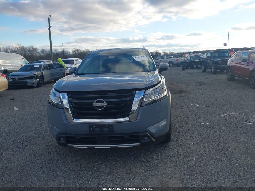 2022 Nissan Pathfinder Platinum 4Wd VIN: 5N1DR3DK1NC272269 Lot: 43814468