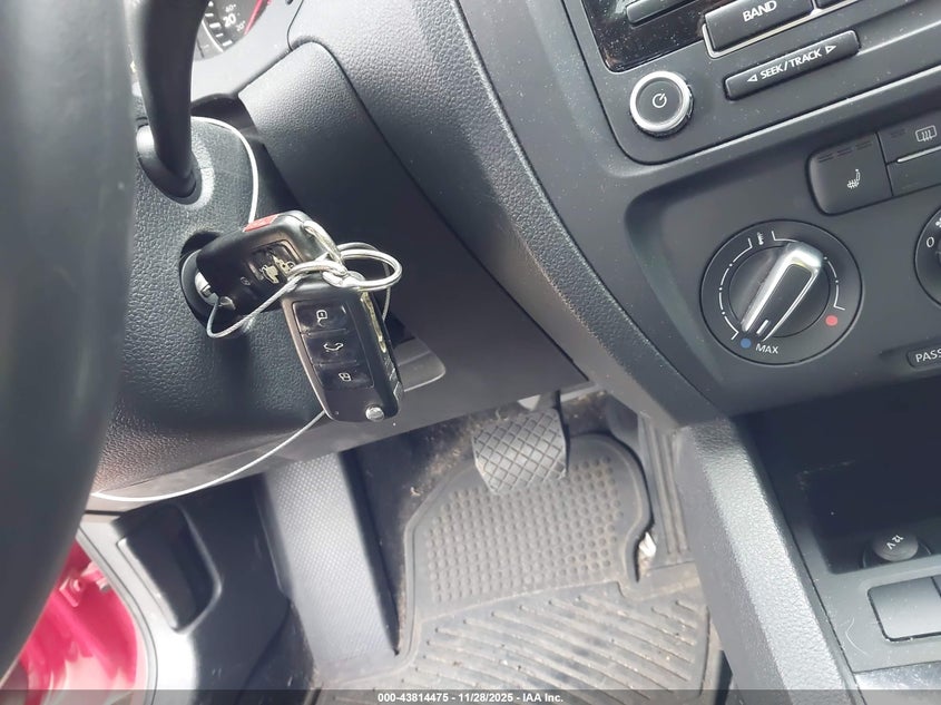 2013 Volkswagen Jetta 2.5L Se VIN: 3VWDX7AJ1DM400257 Lot: 43814475